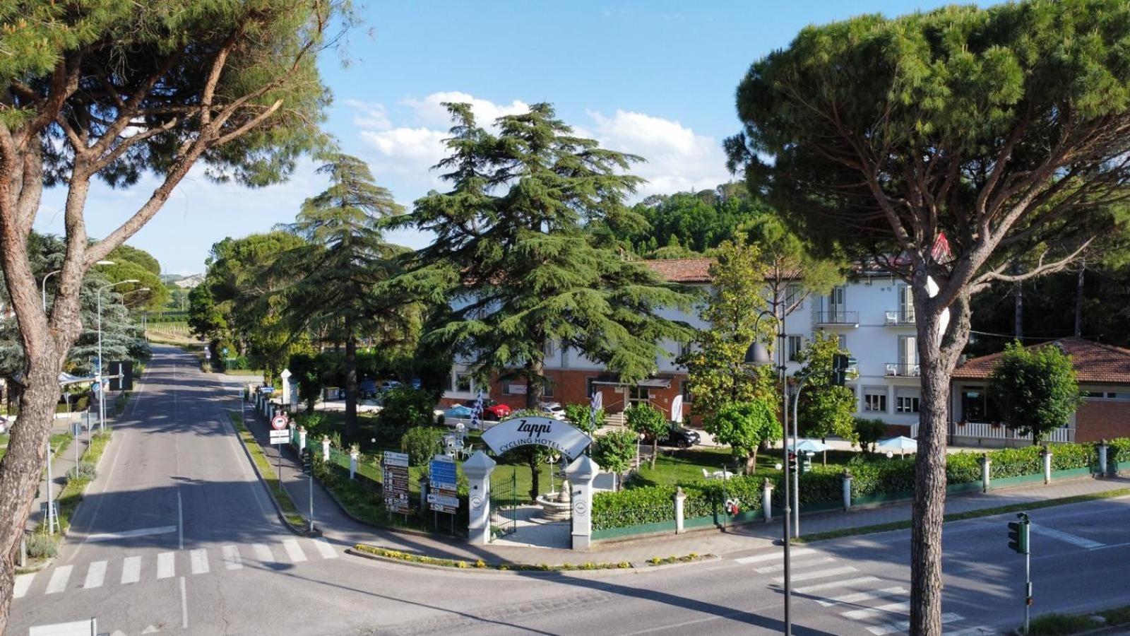 Zappi Cycling Hotel Riolo Terme Esterno foto